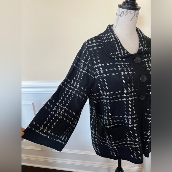Mercer Street Studio Black & White Button Front   Stitch Motif Cardigan/Jacket. - Picture 6 of 12